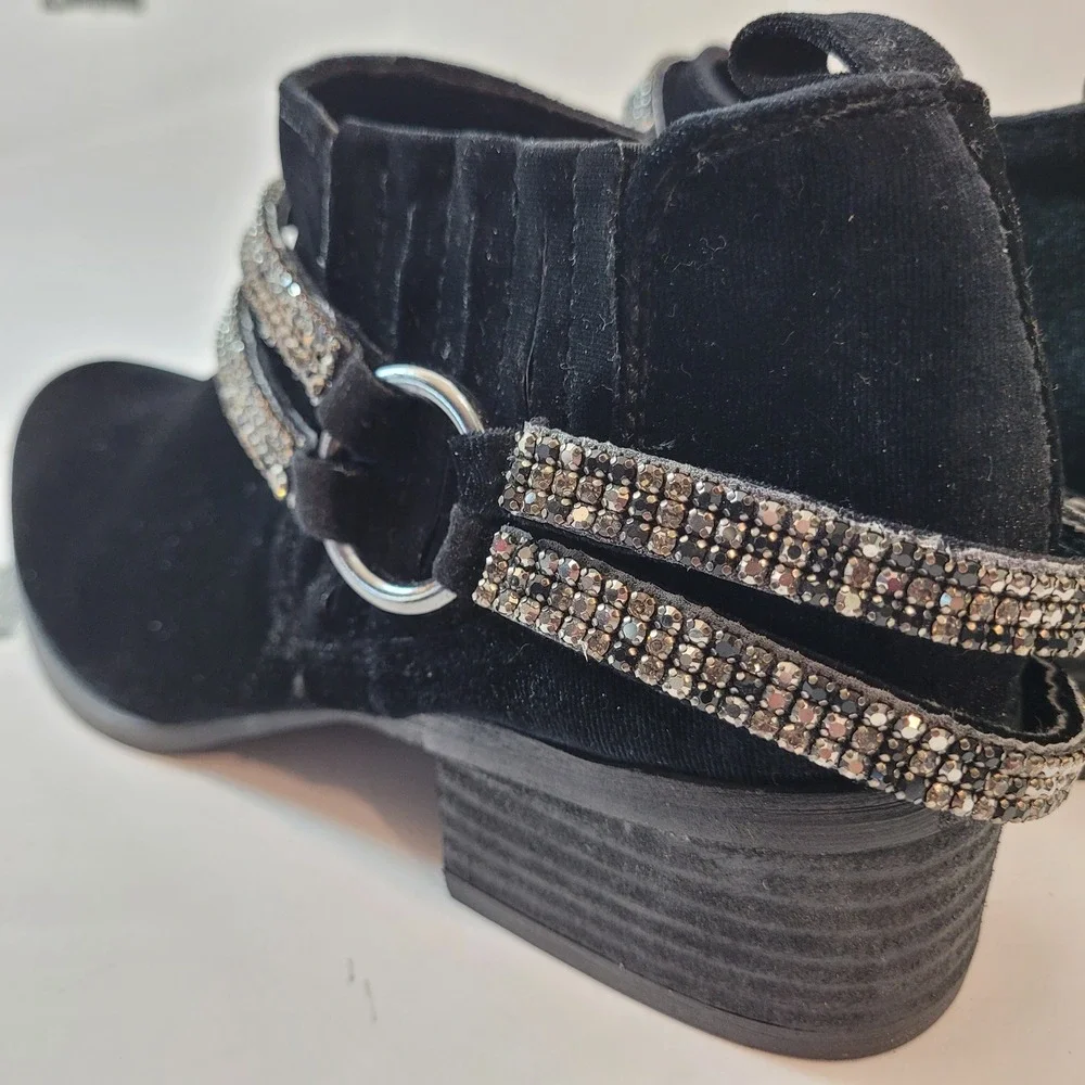 Not Rated Ankle Boots Women Black Velvet Rhinestone Strap‎ NRLB0332-001 Size 8.5